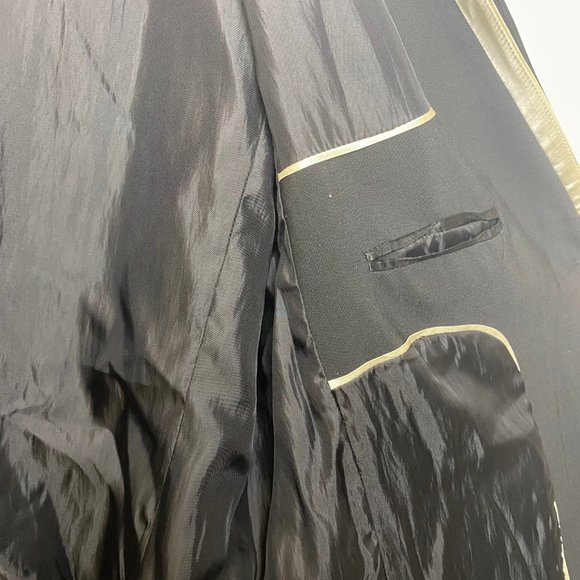 🎉Host Pick🎉 Gap Tuxedo Blazer Size 18 - Picture 7 of 14